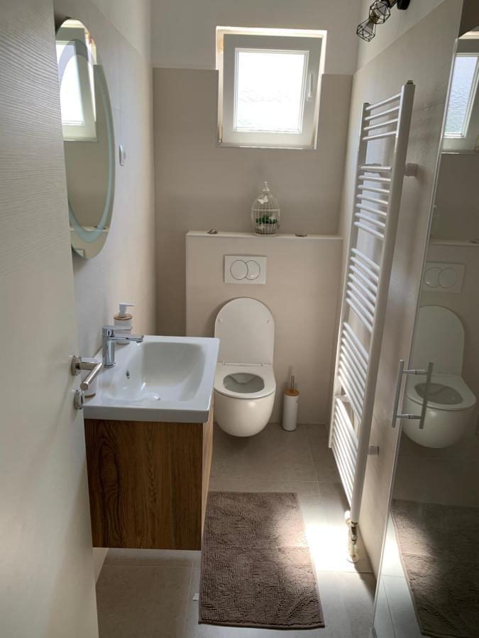 Apartman Demi Miskovici Exterior photo